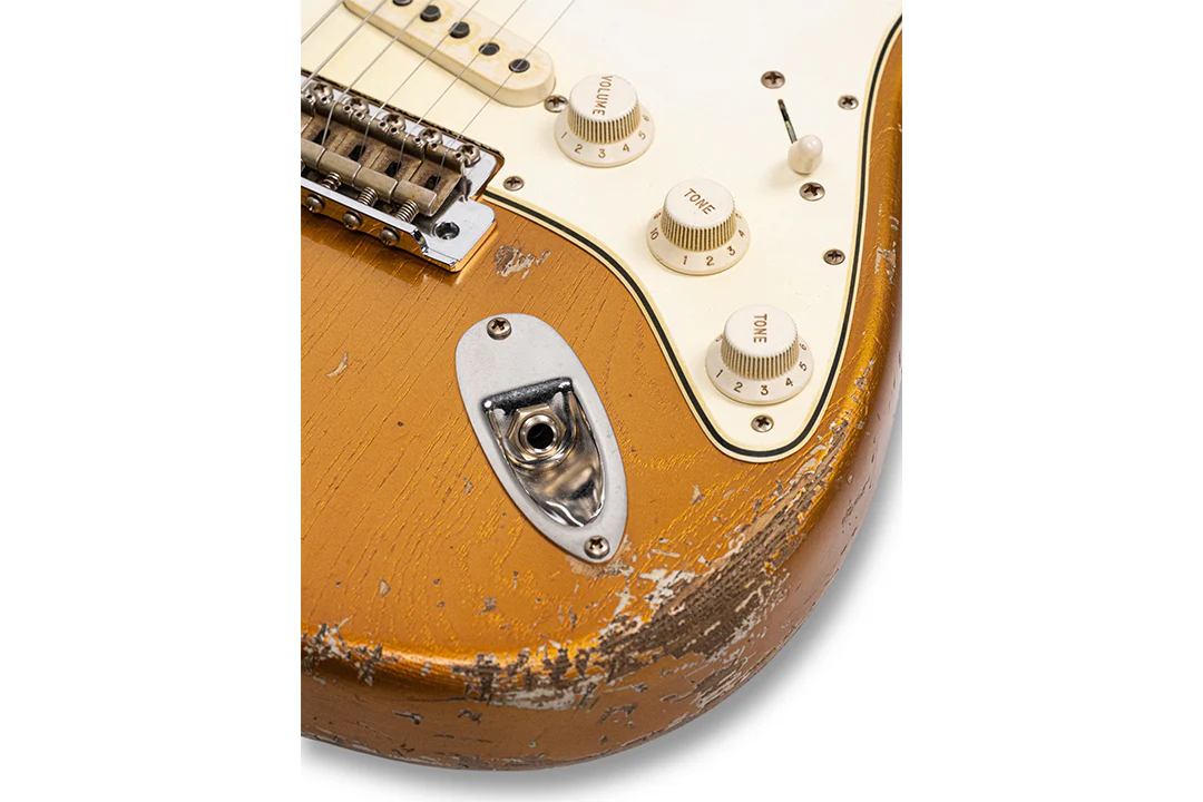 Fender Custom Shop 1969 Stratocaster, Heavy Relic, Super Aged Aztec Gold, Masterbuilt by Levi Perry - Image 5
