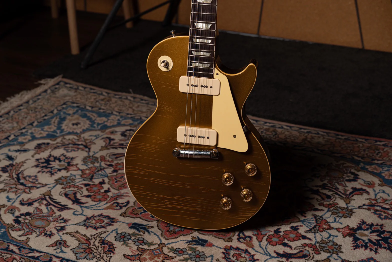 Gibson Custom Shop Murphy Lab 1954 Les Paul Standard, All Gold Light Aged - Image 4