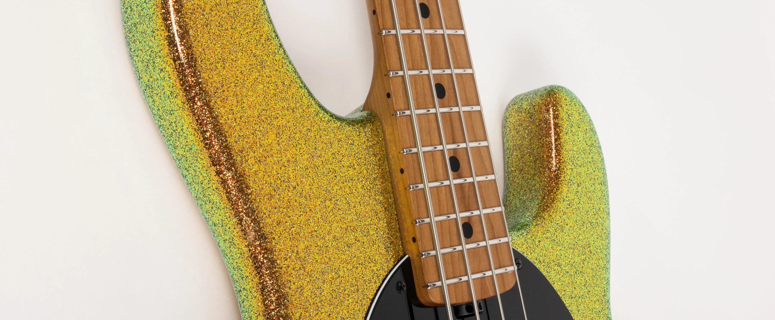 Music Man DarkRay Bass, Gold Bar - Image 7